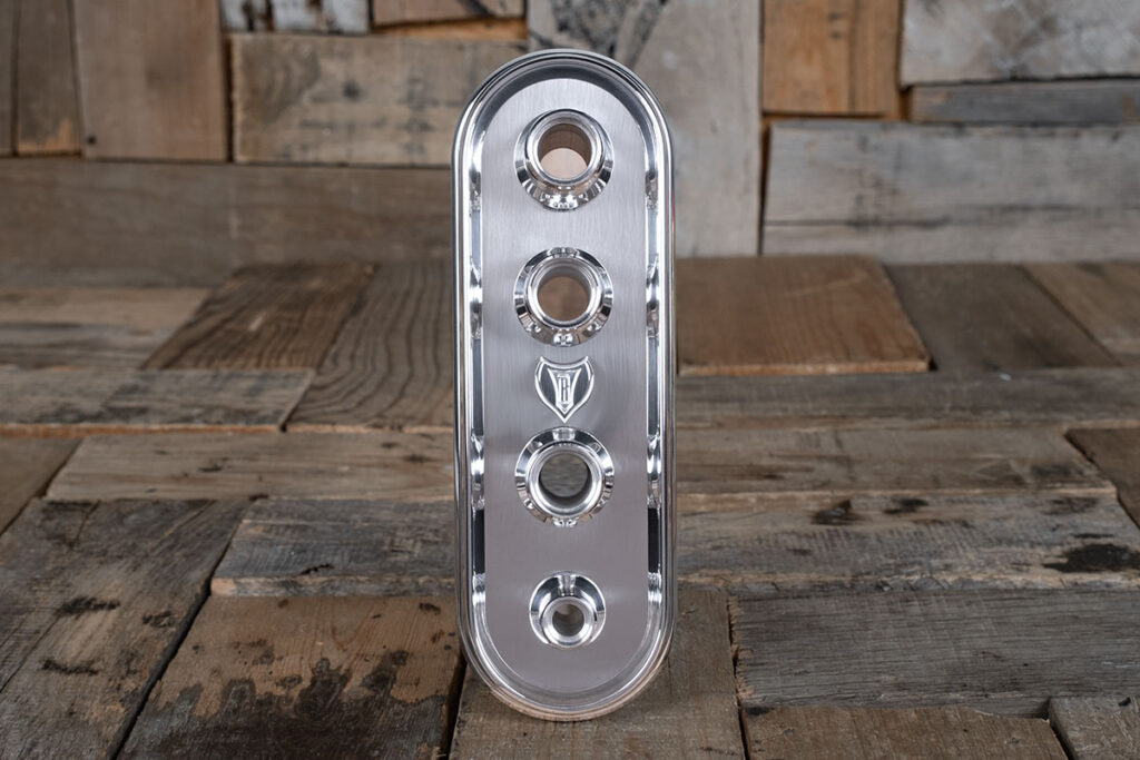 QUANTUM VERTICAL POLISHED AC BULKHEAD STRAIGHT RM-14-7016P-C QUANTUM VERTICAL POLISHED AC BULKHEAD STRAIGHT