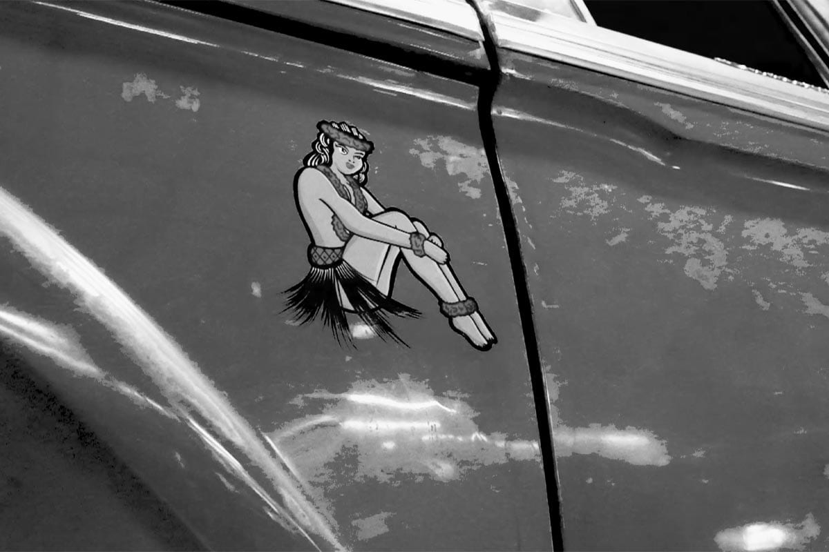LUCKYSTRIKE GIRL ON TRUCK PAINTING LUCKYSTRIKE GIRL ON TRUCK PAINTING